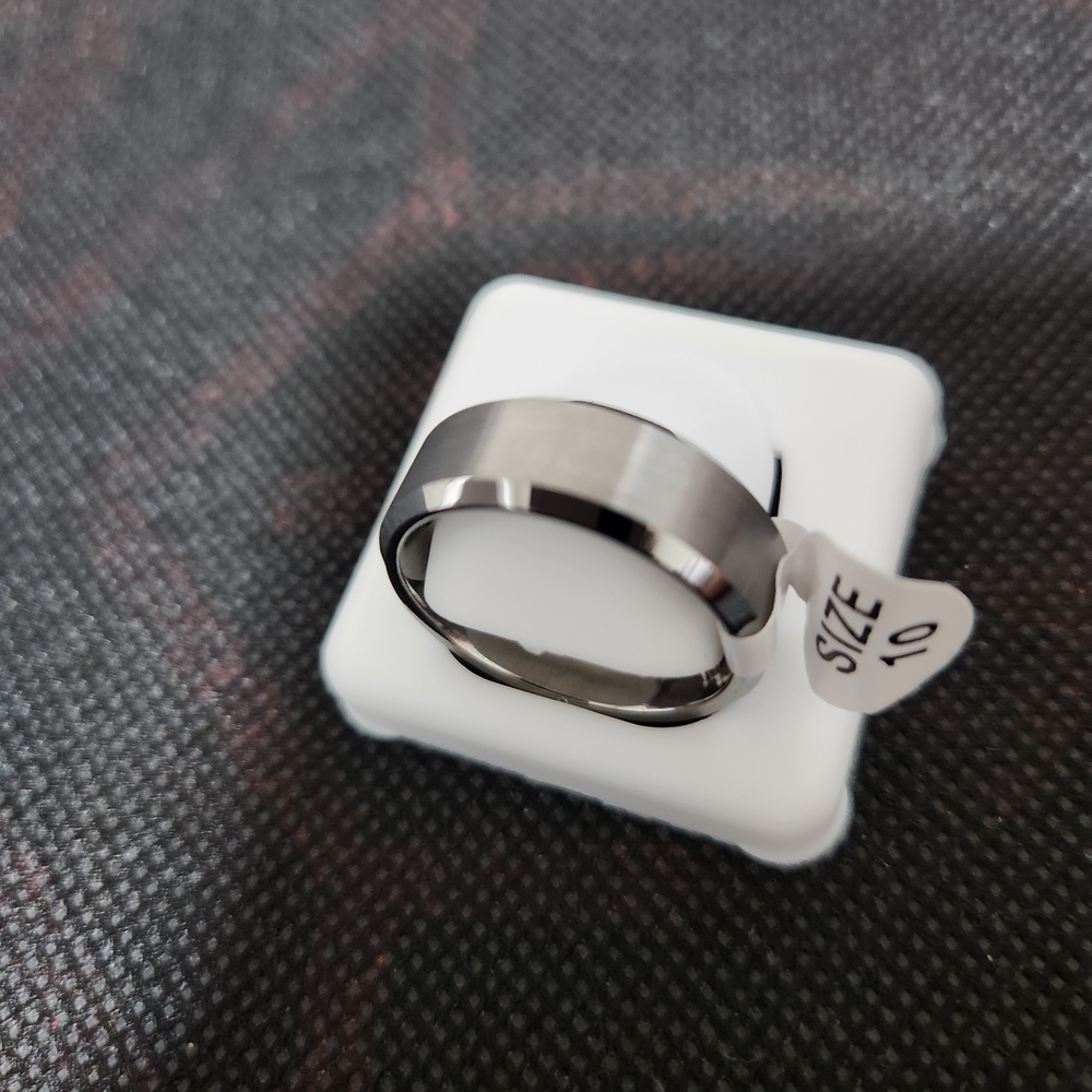 Men’s Brushed & Polished Tungsten Band – Size 10